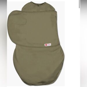 Starter 2-Way Swaddle
embé 6/14lb leaf green
